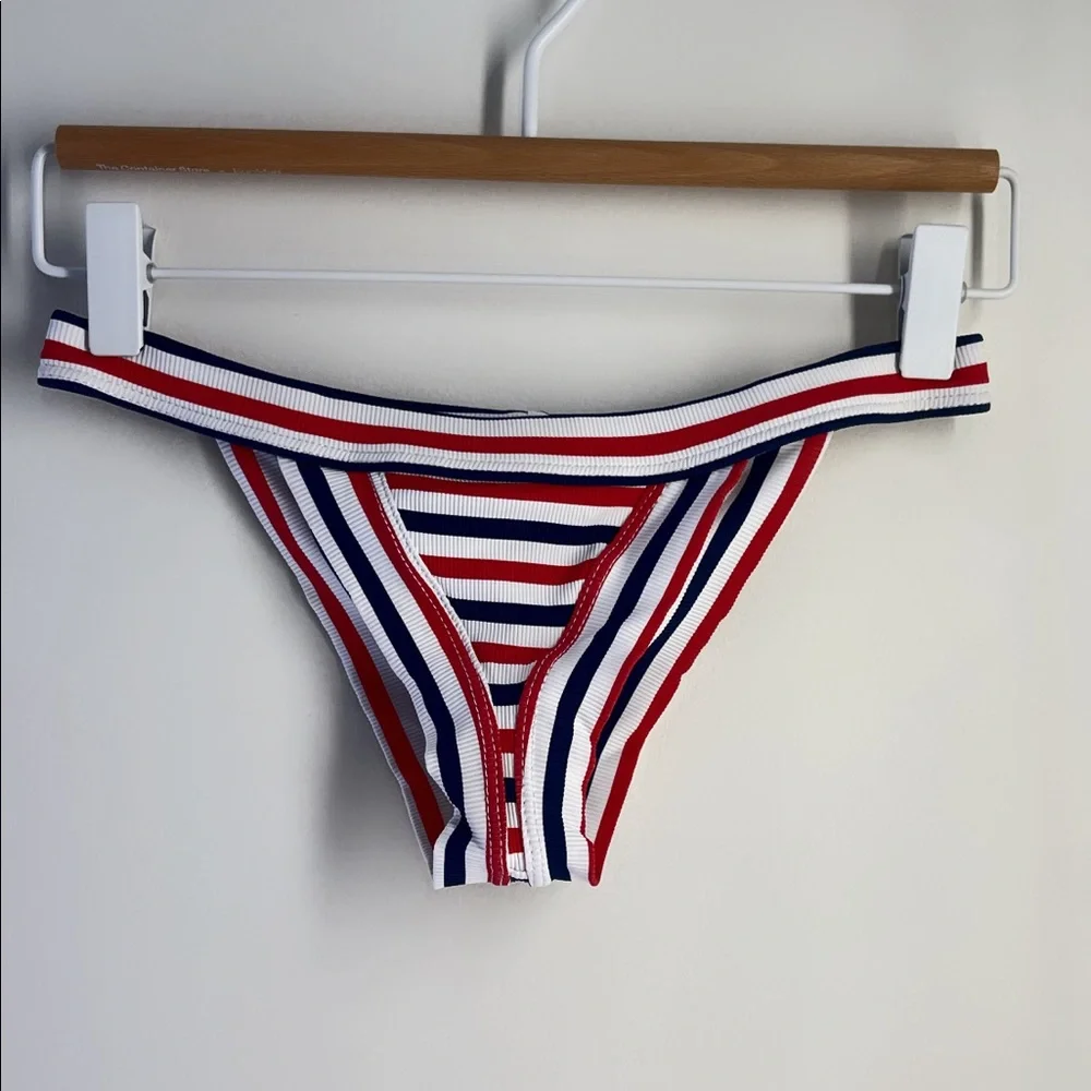 FRANKIES BIKINIS Red White and Blue set - Picture 6 of 6